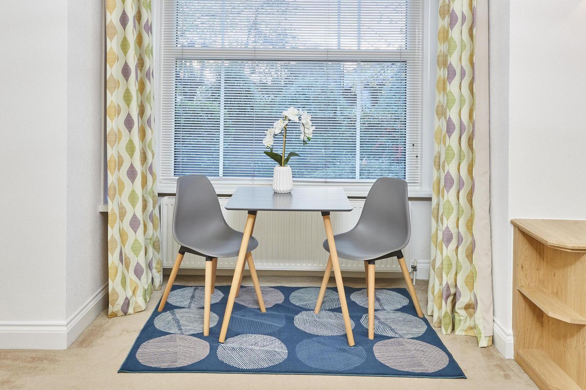 Host & Stay - Thamesview Staines-upon-Thames Eksteriør bilde